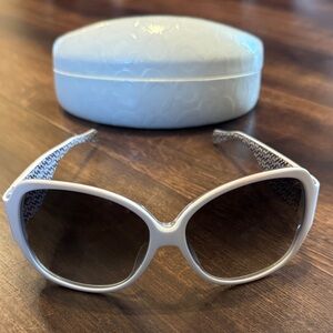 Coach Super Lightweight White Stylish Sunglasses Mimi S468 with Hardshell Case